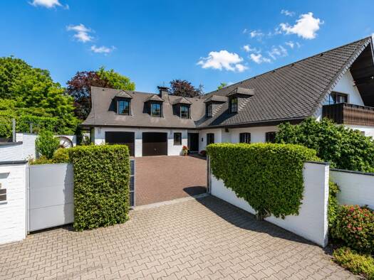 Einfamilienhaus zum Kauf 1.599.000 € 9 Zimmer 502,5 m² 1.749 m² Grundstück Brüggen 41379