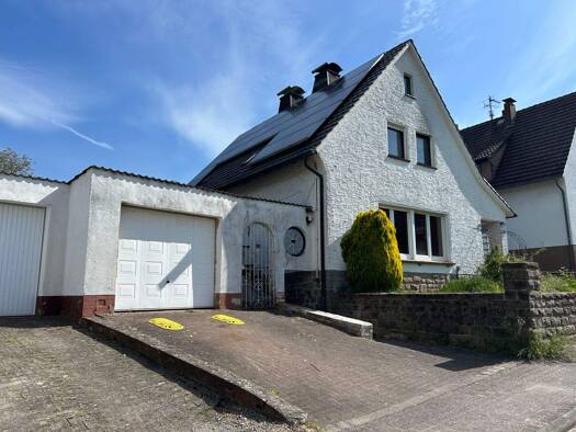 Einfamilienhaus zum Kauf 138.000 € 5 Zimmer 125 m² 1.280 m² Grundstück Rimbeck Warburg / Rimbeck 34414