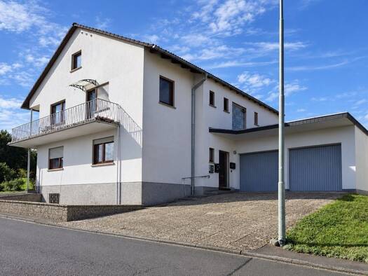 Mehrfamilienhaus zum Kauf provisionsfrei als Kapitalanlage geeignet 549.000 € 9 Zimmer 280 m² 900 m² Grundstück Eichenrod Lautertal 36369