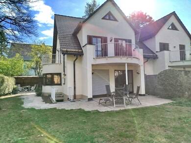 Haus zur Miete 3.750 € 5 Zimmer 167 m² 575 m² Grundstück frei ab sofort Tassilostr. 24A Gräfelfing Gräfelfing 82166