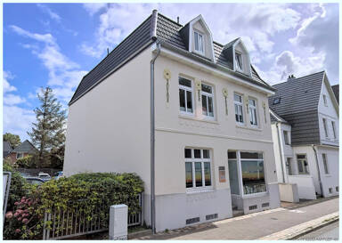 Stadthaus zum Kauf 398.000 € 8 Zimmer 190 m² 148 m² Grundstück frei ab 01.07.2025 Husum Husum 25813