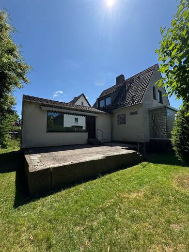 Haus zur Miete 1.290 € 6 Zimmer 120 m² frei ab sofort Hünsteinstr. 9 Großenritte Baunatal 34225
