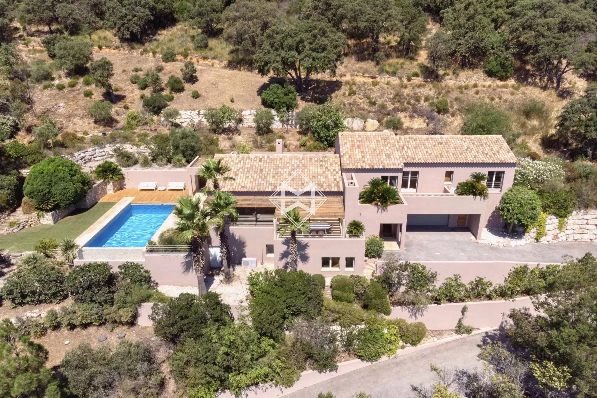 Villa zum Kauf provisionsfrei 3.400.000 € 10 Zimmer 330 m²<br/>Wohnfläche 2.555 m²<br/>Grundstück Grimaud 83310