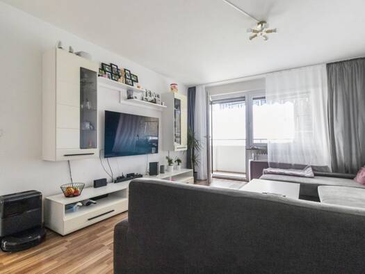 Wohnung zum Kauf 235.000 € 3 Zimmer 74 m² Stadtgebiet Göppingen 73033