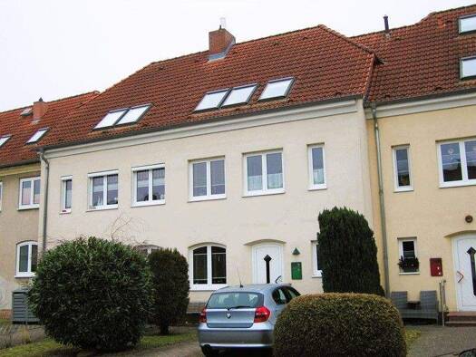 Reihenmittelhaus zum Kauf 210.000 € 5 Zimmer 150 m² 141 m² Grundstück frei ab 01.10.2026 Anklam 17389