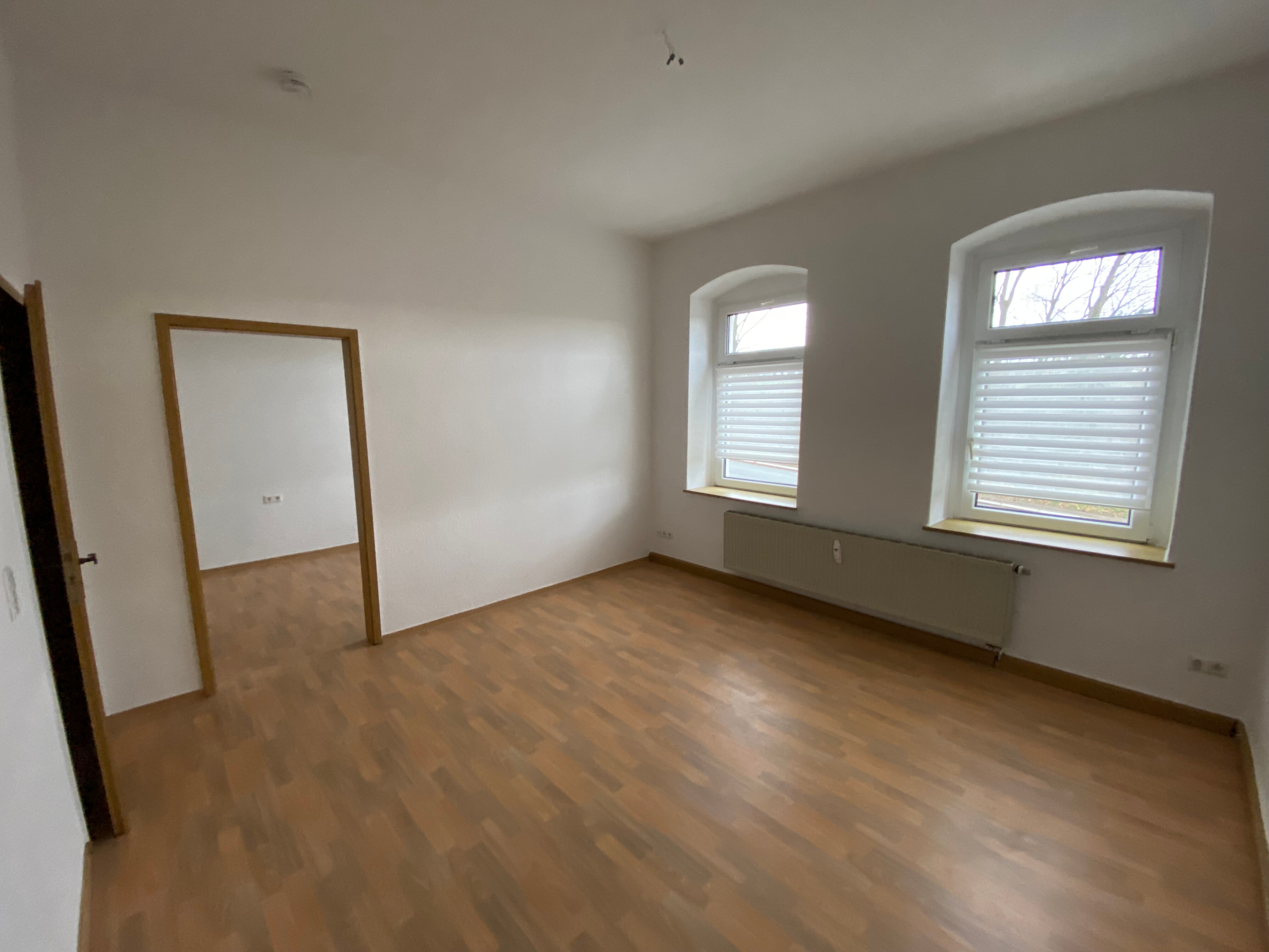 Wohnung zur Miete 215 € 2 Zimmer 47 m²<br/>Wohnfläche Ernst-Thälmann-Straße 49 Mylau Reichenbach im Vogtland 08499