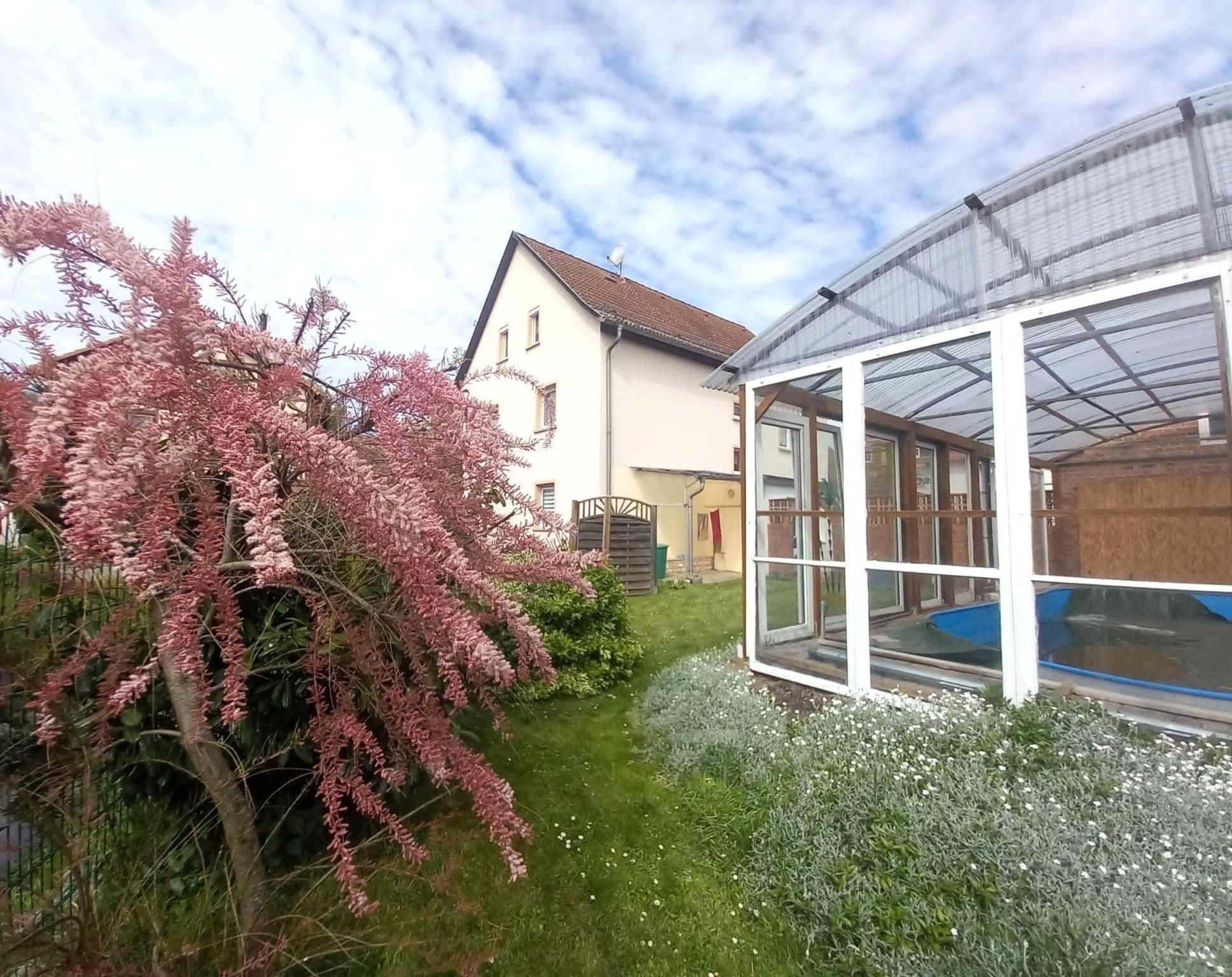 Einfamilienhaus zum Kauf 193.000 € 9 Zimmer 200 m²<br/>Wohnfläche 730 m²<br/>Grundstück Gebesee 99189