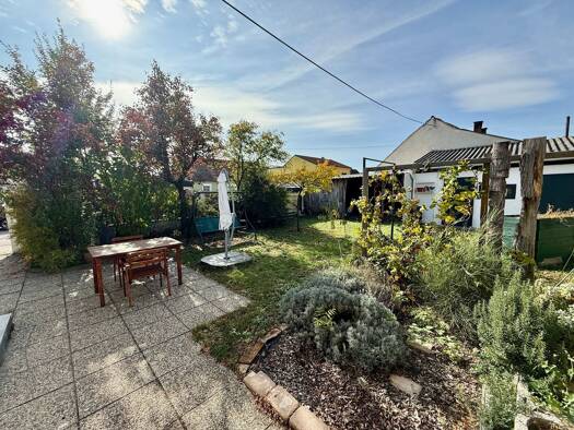 Haus zum Kauf 139.000 € 2 Zimmer 50 m² 323 m² Grundstück Laa an der Thaya 2136