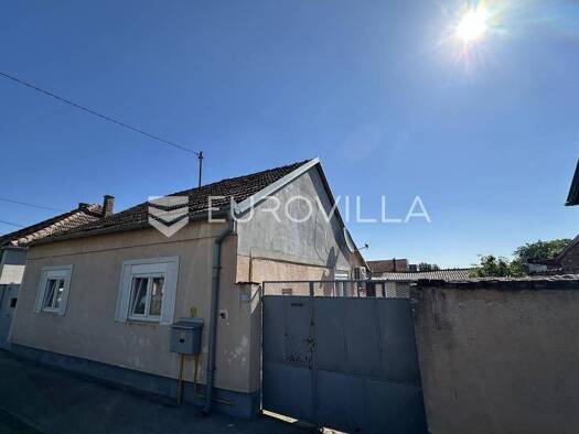 Haus zum Kauf 65.000 € 2 Zimmer 90 m² Sajmiste Vukovar