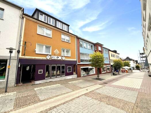 Mehrfamilienhaus zum Kauf als Kapitalanlage geeignet 729.000 € 10 Zimmer 520 m² 400 m² Grundstück Altenkirchen 57610