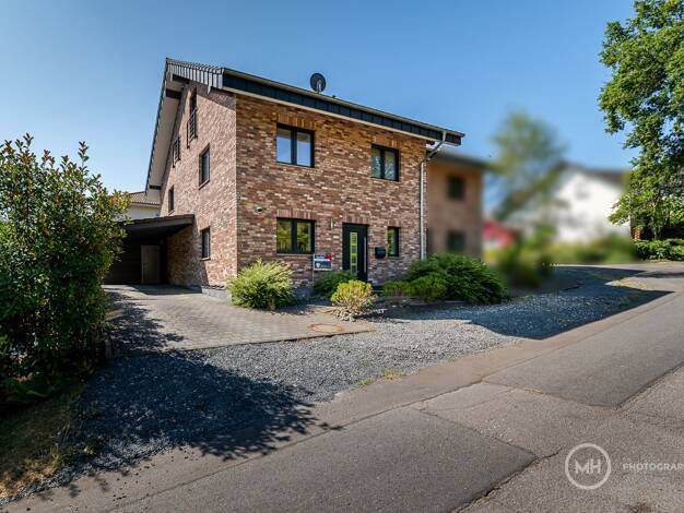 Doppelhaushälfte zum Kauf 590.000 € 5 Zimmer 182 m² 313 m² Grundstück Seelscheid Neunkirchen-Seelscheid 53819