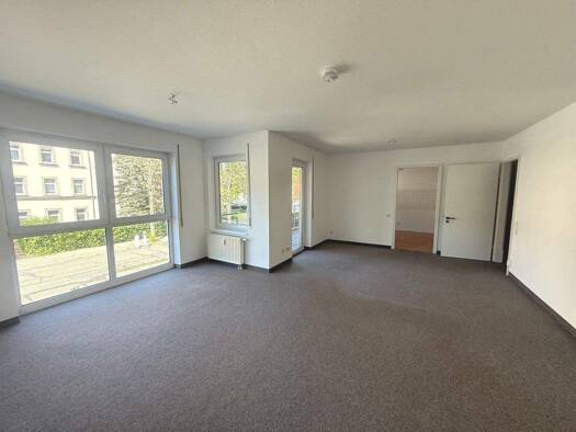 Wohnung zur Miete 570 € 2 Zimmer 74,6 m² 1. Geschoss Clausstraße 29 Gablenz Gablenz 09126