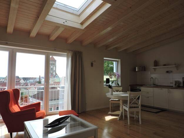 Wohnung zur Miete auf Zeit 890 € 1 Zimmer 47 m² frei ab 01.10.2026 Stadtmitte Mitte 18055