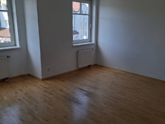 Wohnung zur Miete 514 € 4 Zimmer 93 m² Schrems 3943