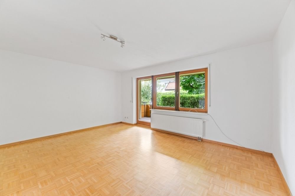 Mehrfamilienhaus zum Kauf 995.000 € 9 Zimmer 254 m²<br/>Wohnfläche 703 m²<br/>Grundstück Oberensingen Nürtingen 72622