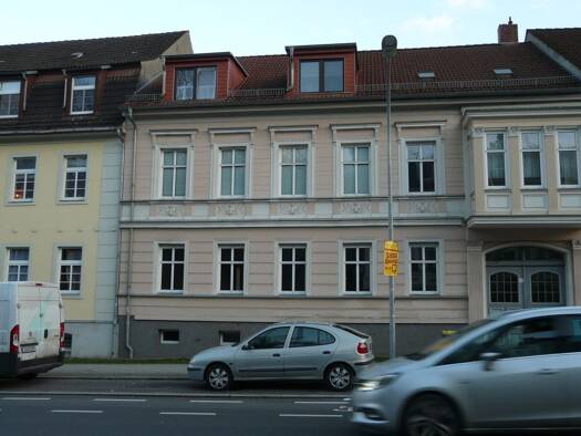Mehrfamilienhaus zum Kauf 300.000 € 12 Zimmer 305 m² 1.450 m² Grundstück frei ab sofort Berliner Straße 21 Bad Freienwalde Bad Freienwalde (Oder) 16259