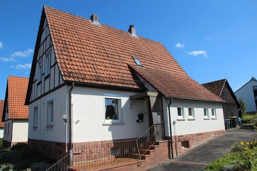 Einfamilienhaus zum Kauf 195.000 € 5 Zimmer 130 m²<br/>Wohnfläche 904 m²<br/>Grundstück Schlitz Schlitz 36110