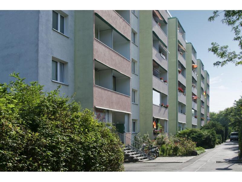 Wohnung zur Miete 324 € 4 Zimmer 64,9 m²<br/>Wohnfläche 5.<br/>Geschoss Hemingwaystraße 7 Westliche Neustadt Halle (Saale) 06126