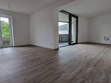 Wohnung zur Miete 788 € 3 Zimmer 75 m² EG frei ab sofort Weinbergsweg 15 Großenhain Großenhain 01558
