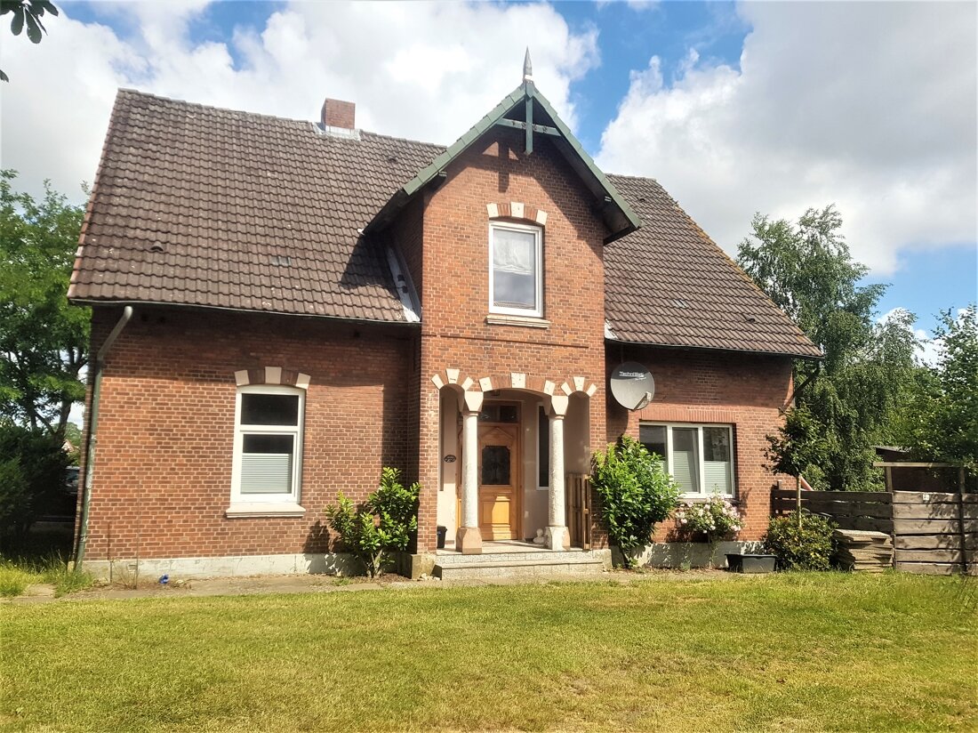 Einfamilienhaus zum Kauf 269.000 € 5 Zimmer 180 m²<br/>Wohnfläche 538 m²<br/>Grundstück Krumstedt 25727