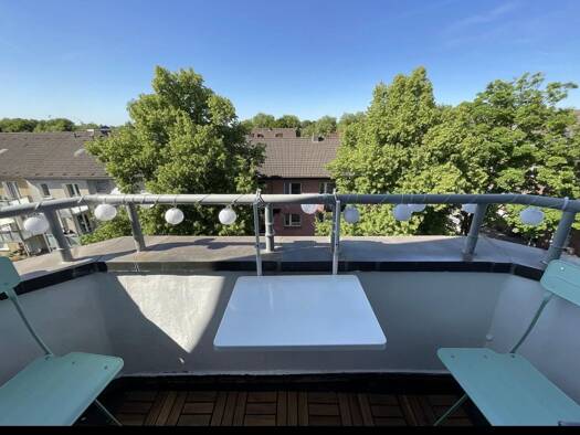 Wohnung zur Miete 680 € 3 Zimmer 80 m² Geschoss 3/3 frei ab 01.10.2026 Mittelmeiderich Duisburg 47137