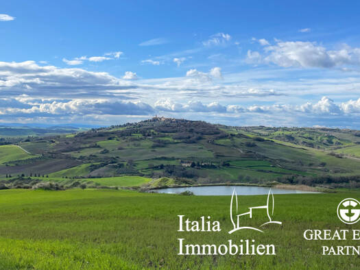 Bauernhaus zum Kauf 1.490.000 € 28 Zimmer 571 m² 9.000 m² Grundstück Pienza 53026