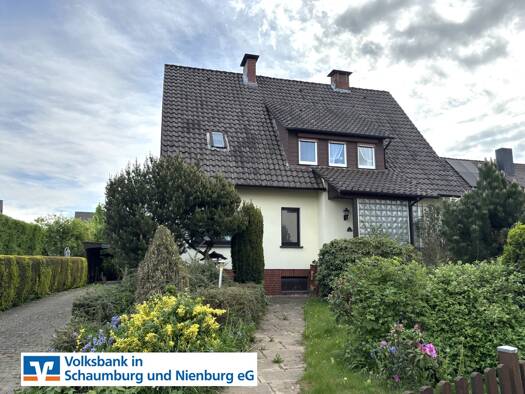 Einfamilienhaus zum Kauf 259.000 € 6 Zimmer 137 m² 1.204 m² Grundstück Rinteln Rinteln 31737