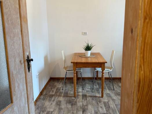 Wohnung zur Miete 680 € 2 Zimmer 59 m² Geschoss 4/5 frei ab sofort Glockenhof Nürnberg 90461