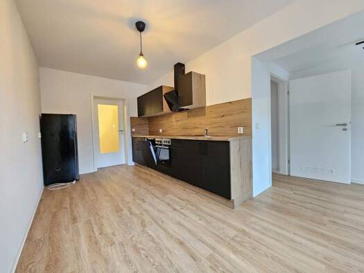 Wohnung zur Miete 549 € 3 Zimmer 87,6 m² 4. Geschoss Ulmenstraße 29 Kaßberg Chemnitz 09112