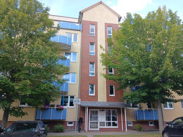 Wohnung zur Miete 475 € 2 Zimmer 52,7 m² 1. Geschoss frei ab 01.10.2026 Friedrich-Engels-Str. 48 Güstrow Güstrow 18273
