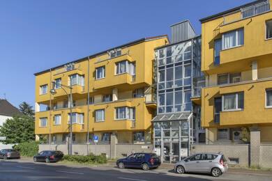 Wohnung zur Miete 617 € 2 Zimmer 62 m² Dachgeschoss, 4. Geschoss Ritterstraße 160-164 Dießem Krefeld 47805