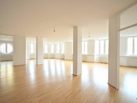 Praxis zur Miete 12,09 € 4 Zimmer Wien 1180