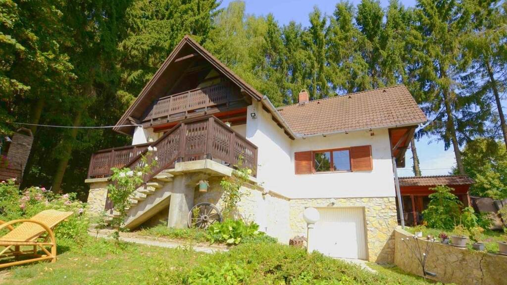 Haus zum Kauf provisionsfrei 210.000 € 4 Zimmer 92 m² 500 m² Grundstück Zirc 8420