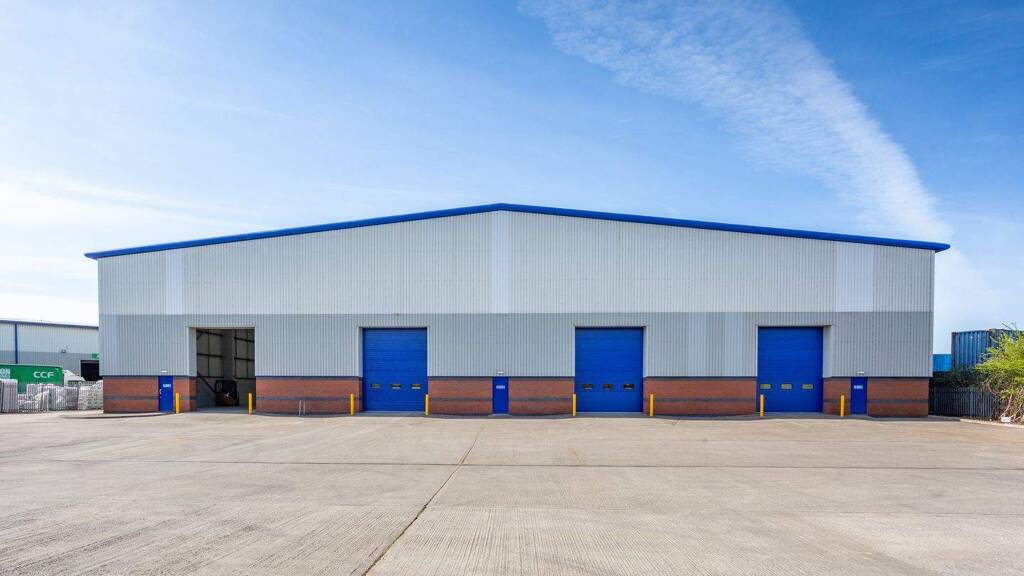 Lagerhalle zur Miete 17.321 m² Lagerfläche teilbar ab 5.200 m² Faurndau Göppingen 73033