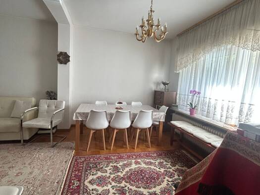 Haus zum Kauf 585.000 € 4 Zimmer 105 m² 285 m² Grundstück Sasel Hamburg 22393