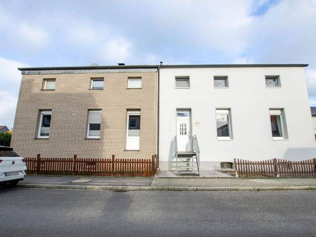 Mehrfamilienhaus zum Kauf 388.000 € 10 Zimmer 243,2 m² 432 m² Grundstück Massen Unna 59427