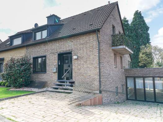 Doppelhaushälfte zur Miete 3.850 € 5 Zimmer 256 m² 505 m² Grundstück Düsseldorf 40591