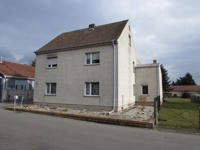 Mehrfamilienhaus zum Kauf 129.000 € 8 Zimmer 177,4 m² 842 m² Grundstück Lauchhammer Lauchhammer 01979