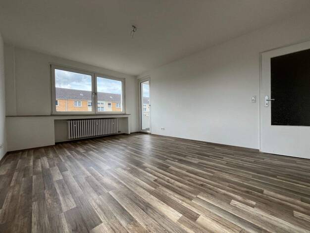 Wohnung zum Kauf provisionsfrei 102.700 € 3 Zimmer 67 m² 2. Geschoss Vierlinden Duisburg 47178