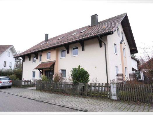 Wohnung zur Miete 950 € 3 Zimmer 75 m² Moosinning 85452