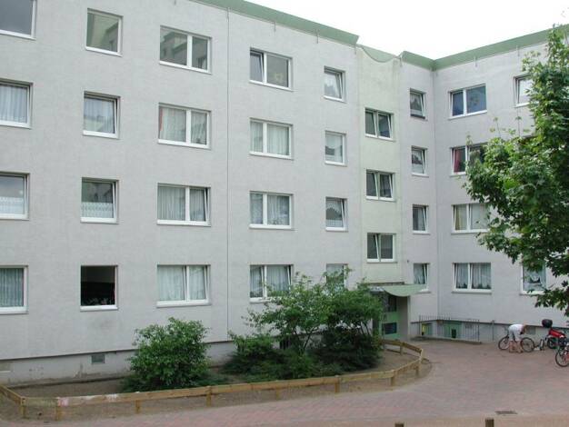 Wohnung zur Miete 802 € 3 Zimmer 73,8 m² 3. Geschoss frei ab 05.08.2025 Bergenring 20 Mettenhof Bezirk 1 Kiel 24109