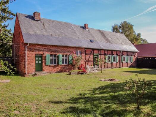 Haus zum Kauf 140.000 € 6 Zimmer 128 m² 2.260 m² Grundstück Klein Schwechten Rochau 39579