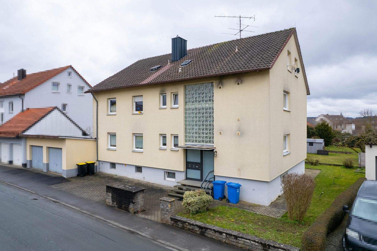 Immobilie in Bad Neustadt an der Saale - Kapitalanlage mit Substanz: voll vermietetes Mehrfamilienhaus in begehrter Wohnlage - Bild 0