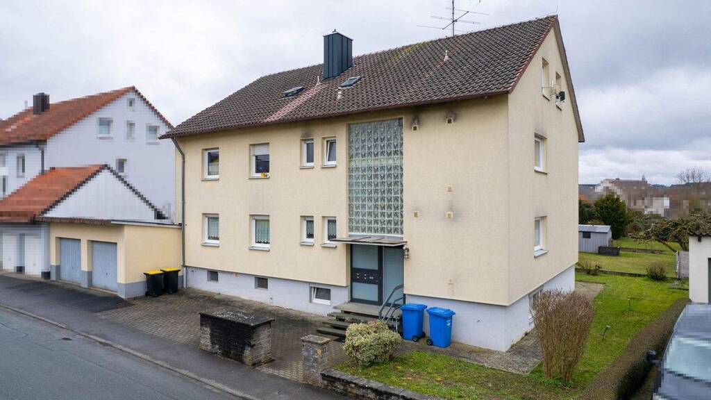 Mehrfamilienhaus zum Kauf 595.000 € 15 Zimmer 363 m² 600 m² Grundstück Brendlorenzen Bad Neustadt 97616