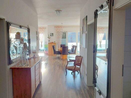 Wohnung zum Kauf 387.000 € 4 Zimmer 144 m² 1. Geschoss frei ab sofort Schloß Neuhaus Paderborn 33104