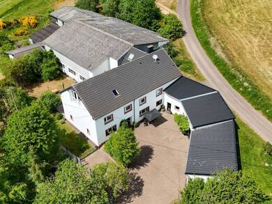 Einfamilienhaus zum Kauf 420.000 € 12 Zimmer 321 m² 14.297 m² Grundstück Oberlascheid 54608