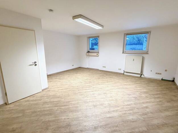 Büro zur Miete 330 € 1 Zimmer 32 m² Bürofläche Feldkirchen 85622