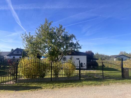 Bungalow zum Kauf 3 Zimmer 25,7 m² 393,7 m² Grundstück Glowe Glowe 18551