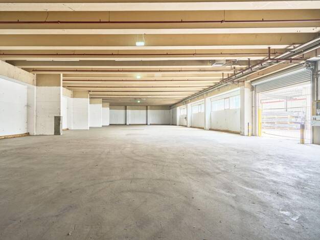 Lagerhalle zur Miete 4,99 € 3.123,3 m² Lagerfläche Hans-Grüninger-Weg 11/14 Markgröningen Markgröningen 71706