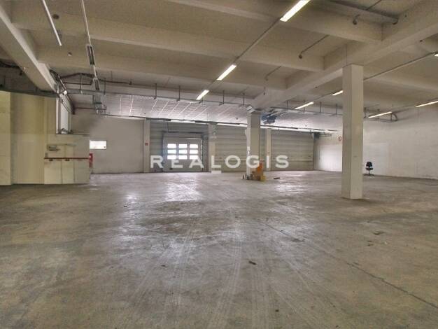 Halle/Industriefläche zur Miete 2.000 m² Lagerfläche teilbar ab 2.400 m² Eichenau 82223